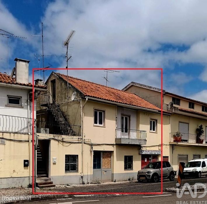 Prédio T2 em Maiorga de 173,00 m2