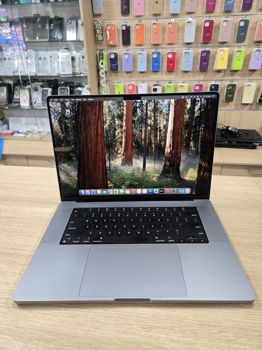 MacBook Pro 16 M1 Pro/16/1тб/Магазин/Гарантія
