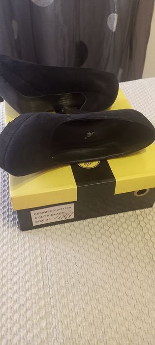 Sapatos .........