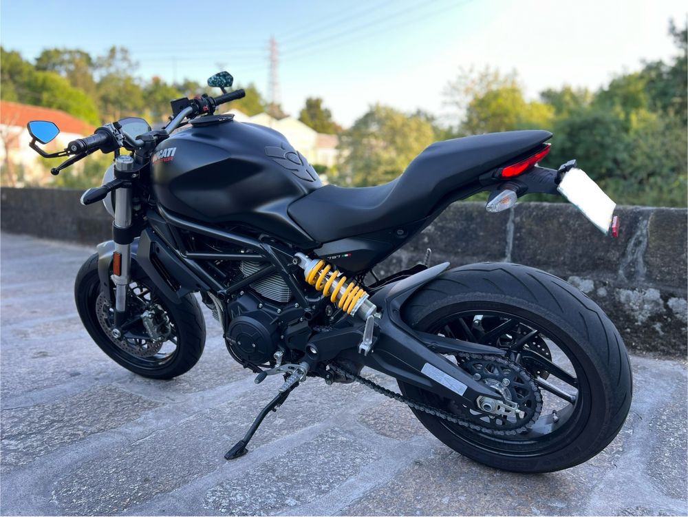 Ducati Monster 797