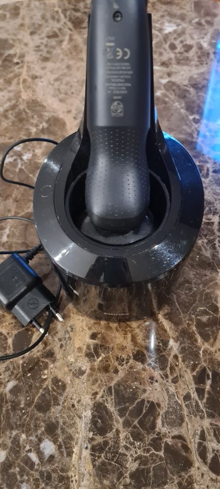 Máquina de barbear Philips serie 6000