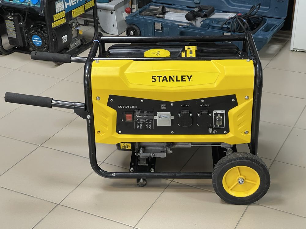 Stanley SG 3100 Basic / бензиновий однофазний генератор 2.9 кВт