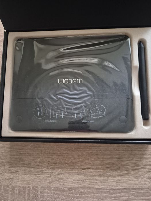 Графічний планшет INTUOS Wacom