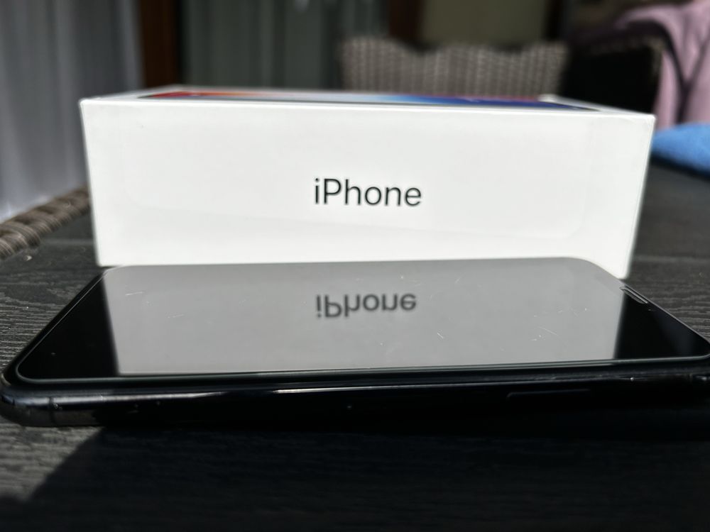 iPhone X 256gb , czarny, 5,8”; bateria 100% konfycji