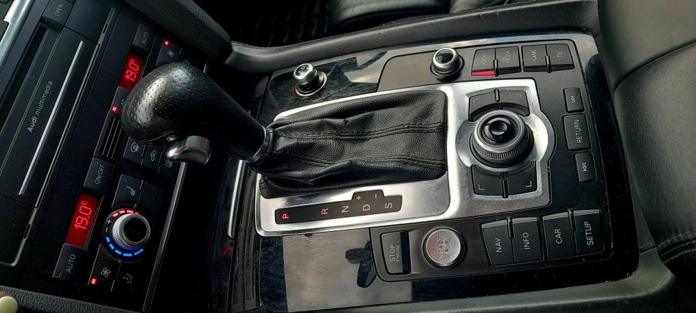 Sprzedam samochód Audi Ø7 S-line