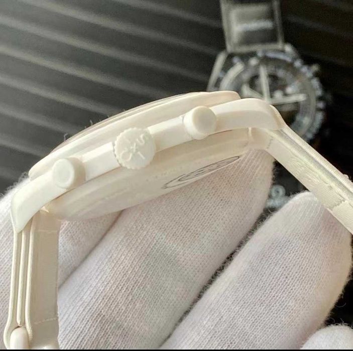 Zegarek Omega Swatch Biały Snoopy SO33W700 - dobry stan, ładny