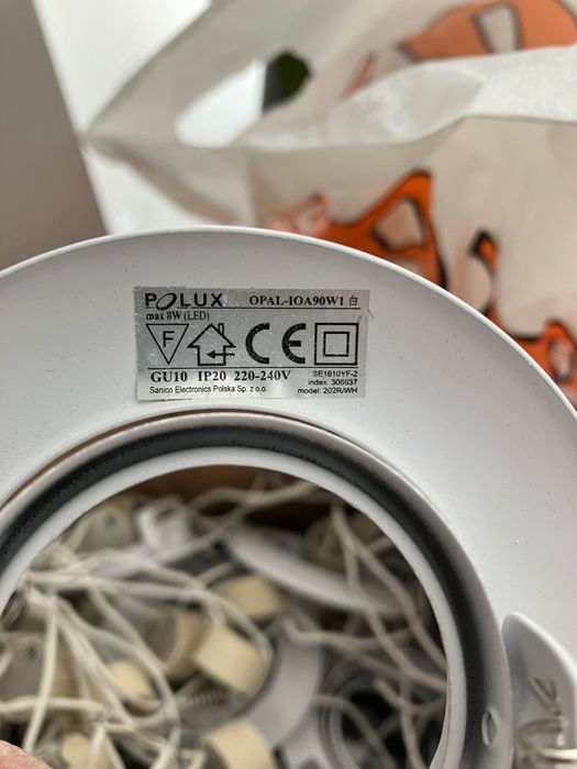 84sztuk Oprawa sufitowa RUCHOMA POLUX OKRĄGŁA METAL BIAŁY+gniazdo GU10