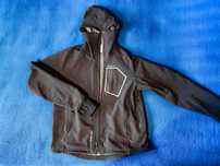 Softshell z Decathlonu