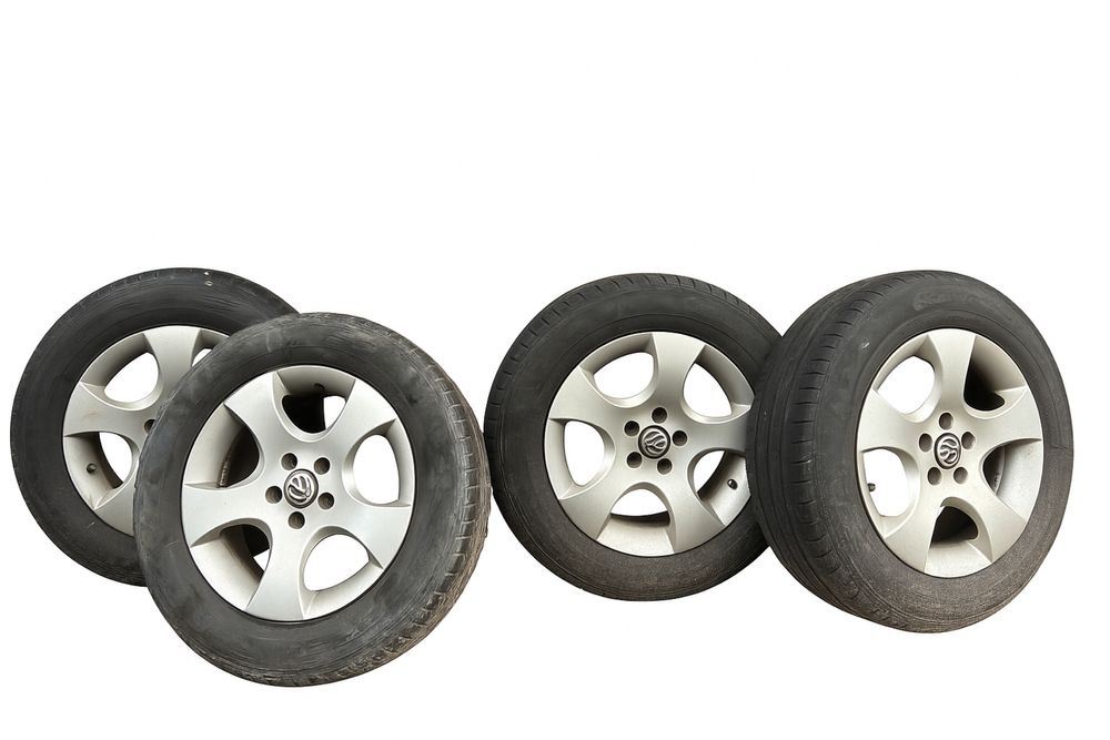 4x alufelgi 15” z oponami— 5x100 do golfa 4