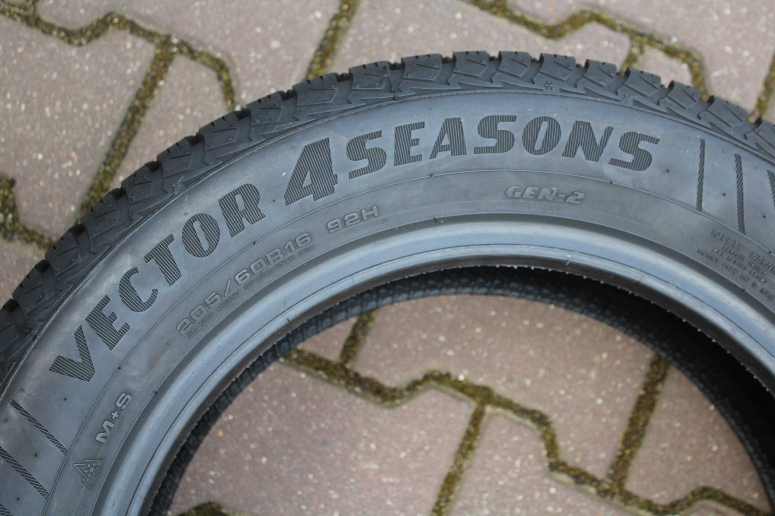 205 60 r16 Goodyear Vector 4season