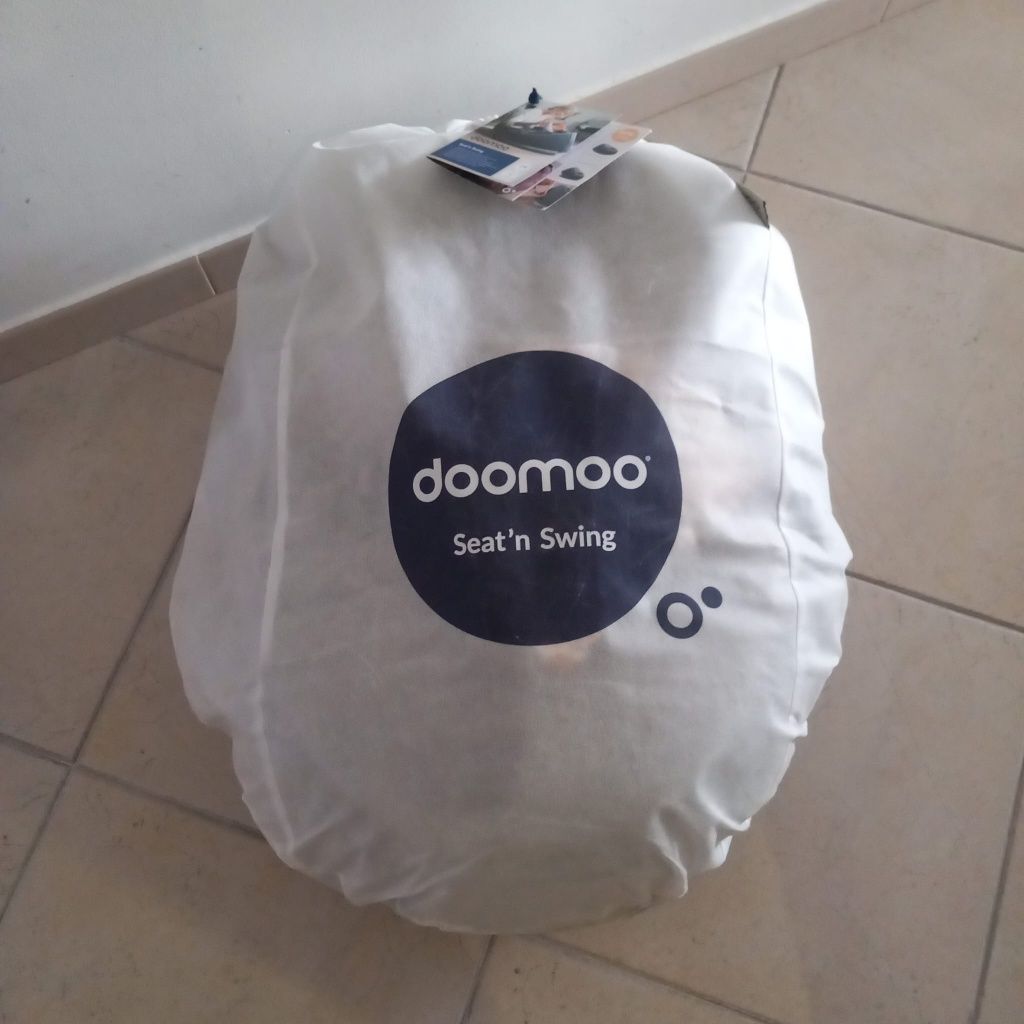 Puff Doommo Seat and Swing