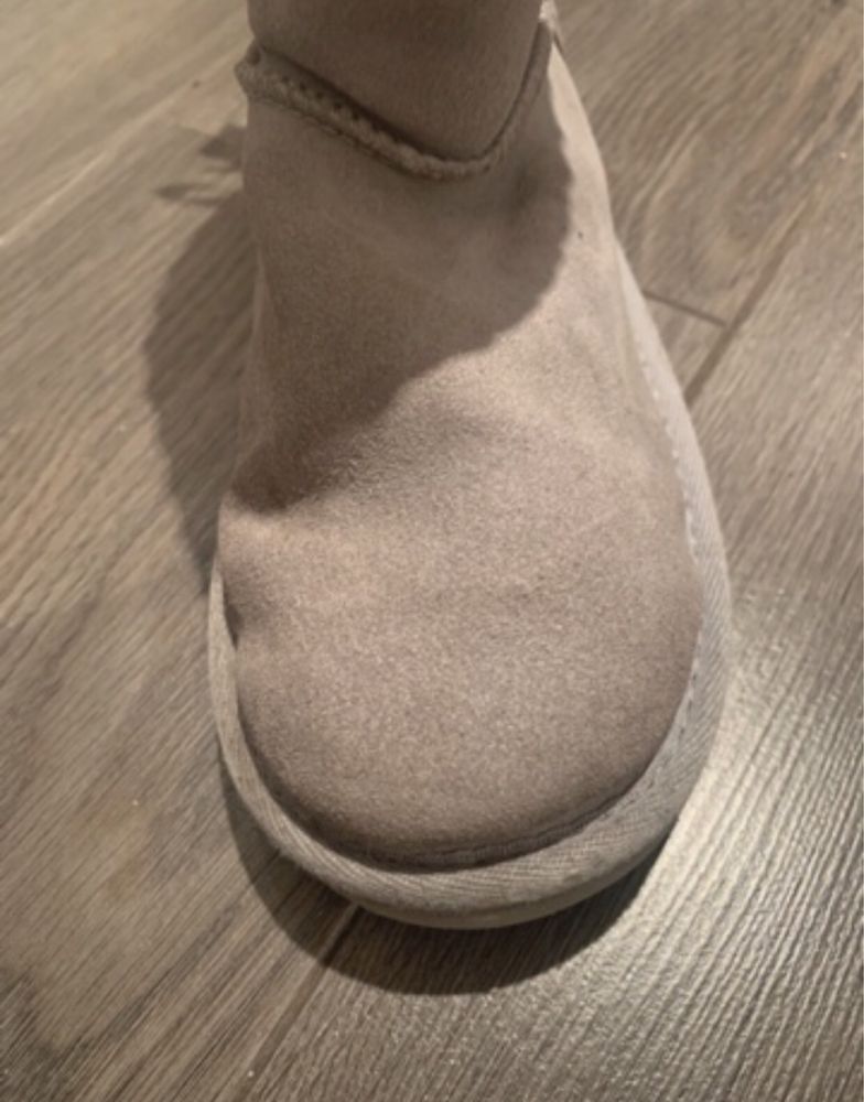 Botas UGG 33,5 cinza
