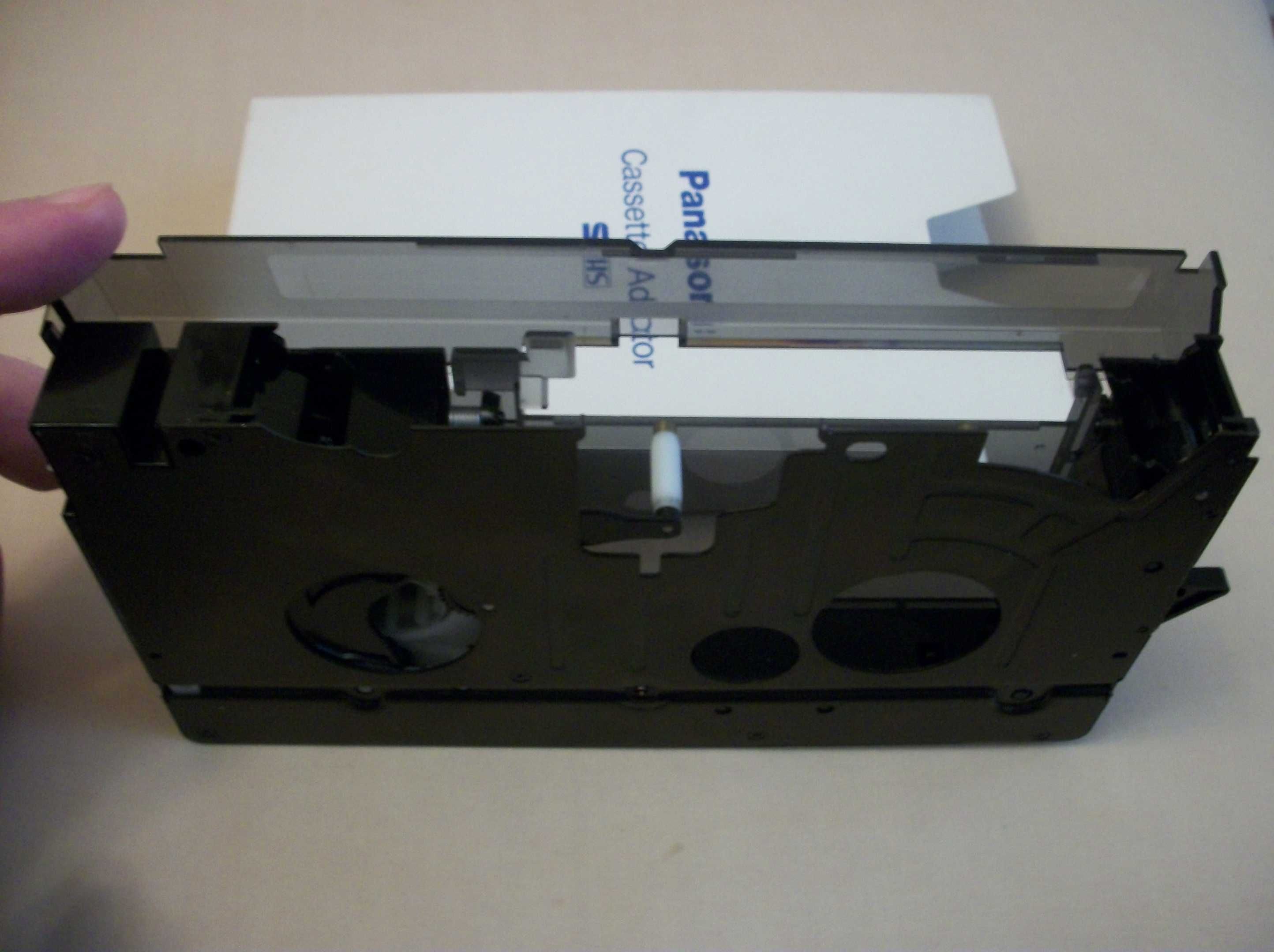 Видеокассета Panasonic . Адаптер VHS . VW-TCA-7E . Made in Japan. Цена