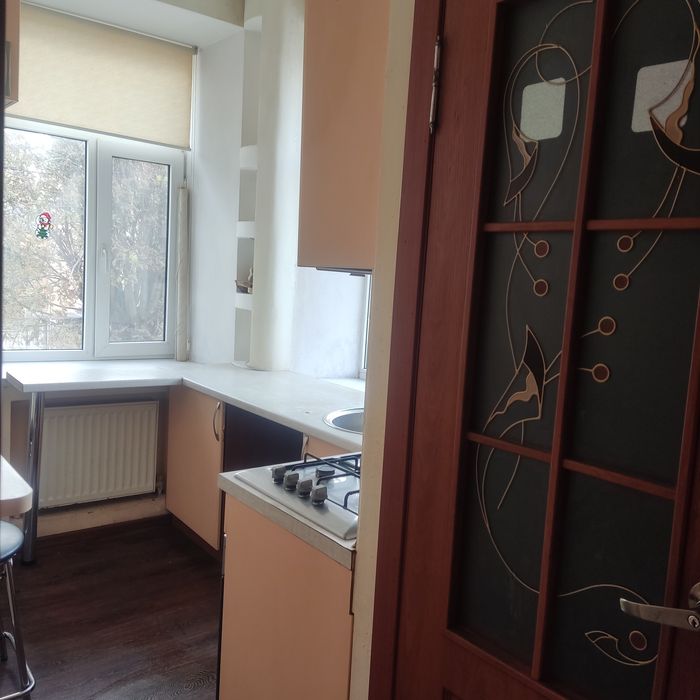 Здається 3-х кімнатна квартира в центрі від власника