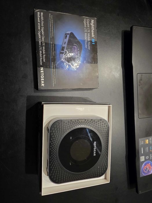 Router Netgear Nighthawk M1