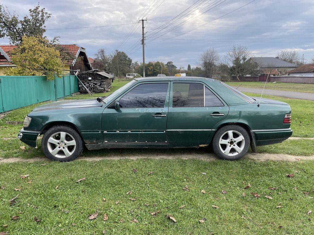 Mercedes E200D 1995р