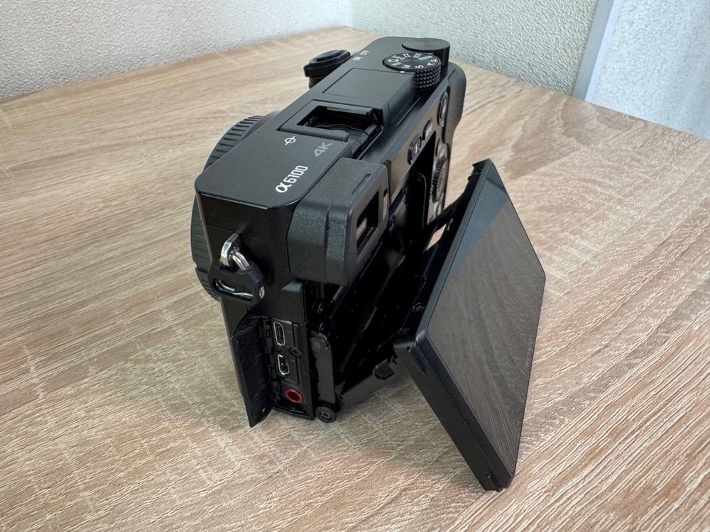 Фотоапарат Sony Alpha A6100 Body Black