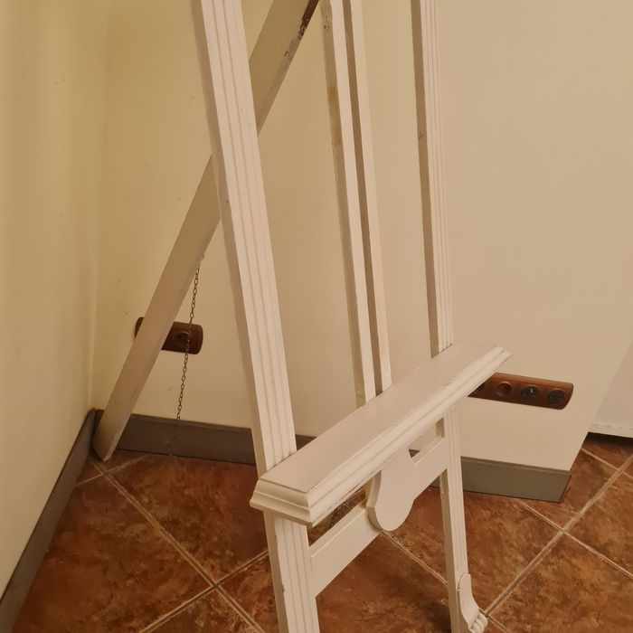 Sztaluga dekoracyjna na obraz