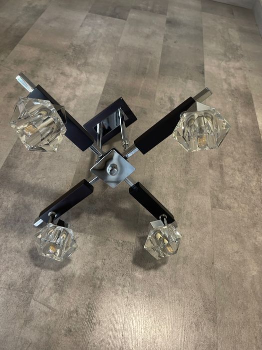 Lampa sufitowa nowoczesna z kryształowymi kloszami