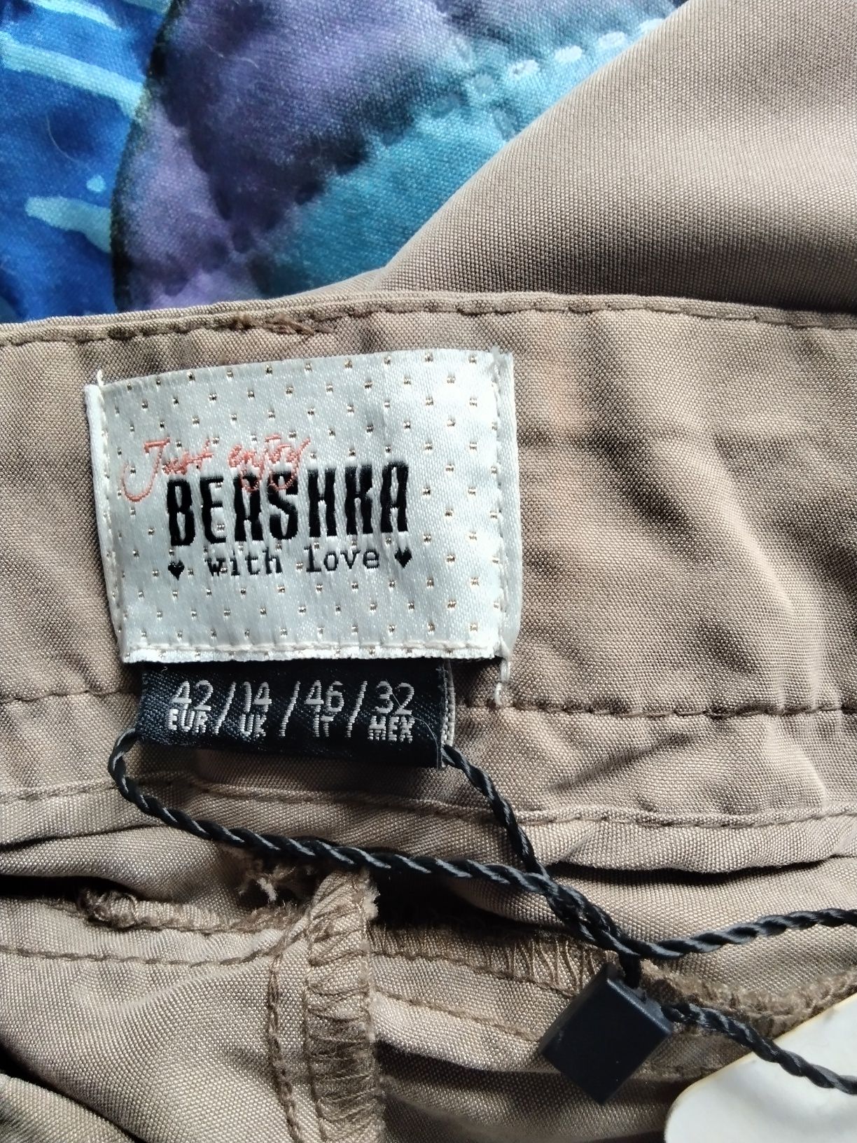 Брюки женские Bershka