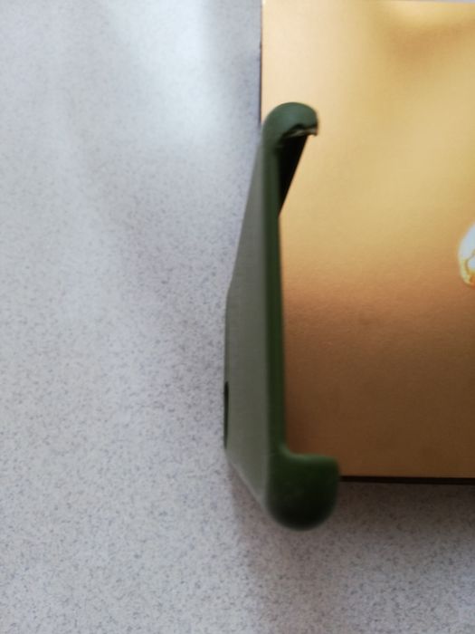 Чехол на IPhone 11.