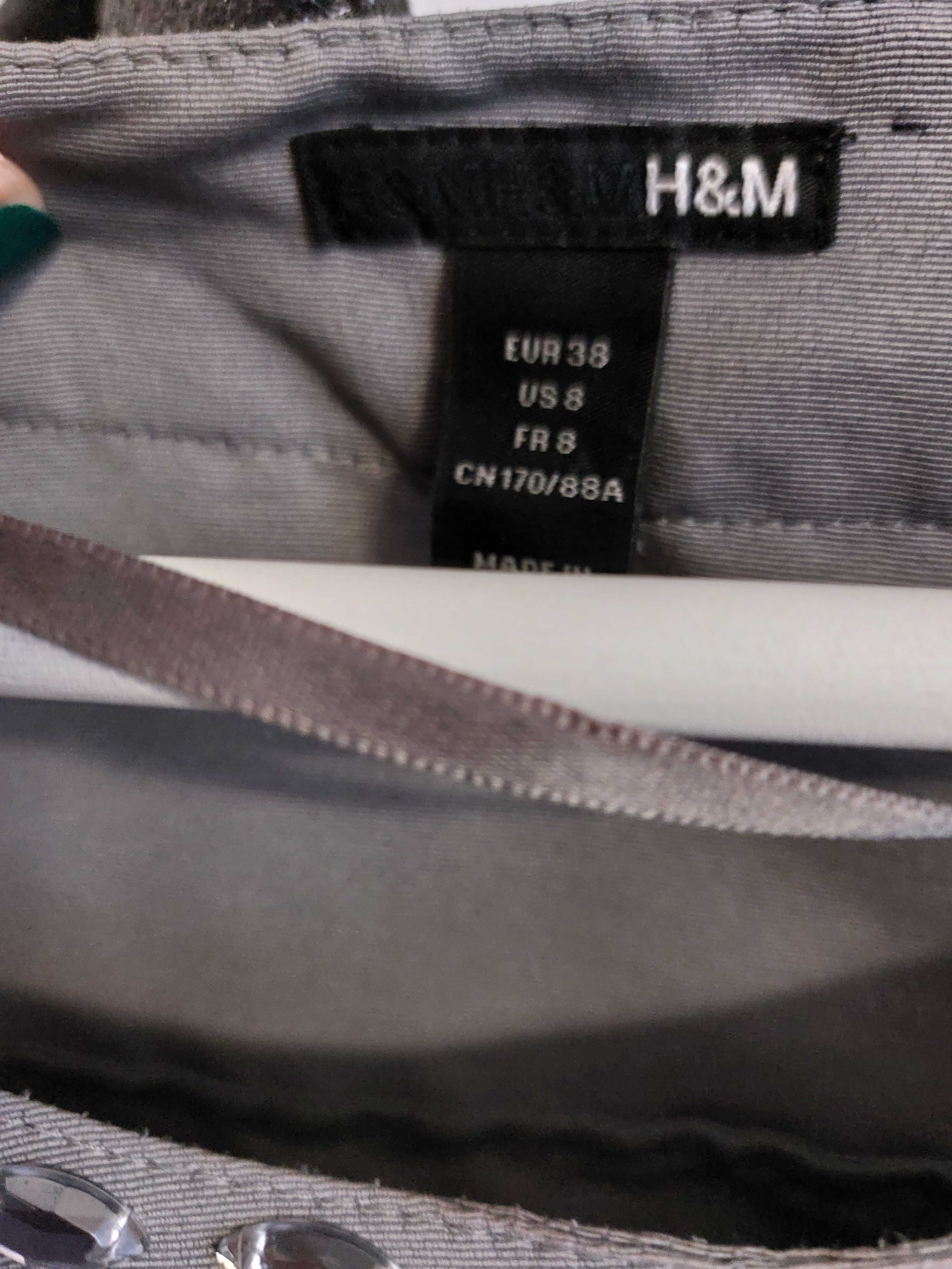 Sukienka tunika H&M z ozdobnym dekoltem  na święta i sylwestra