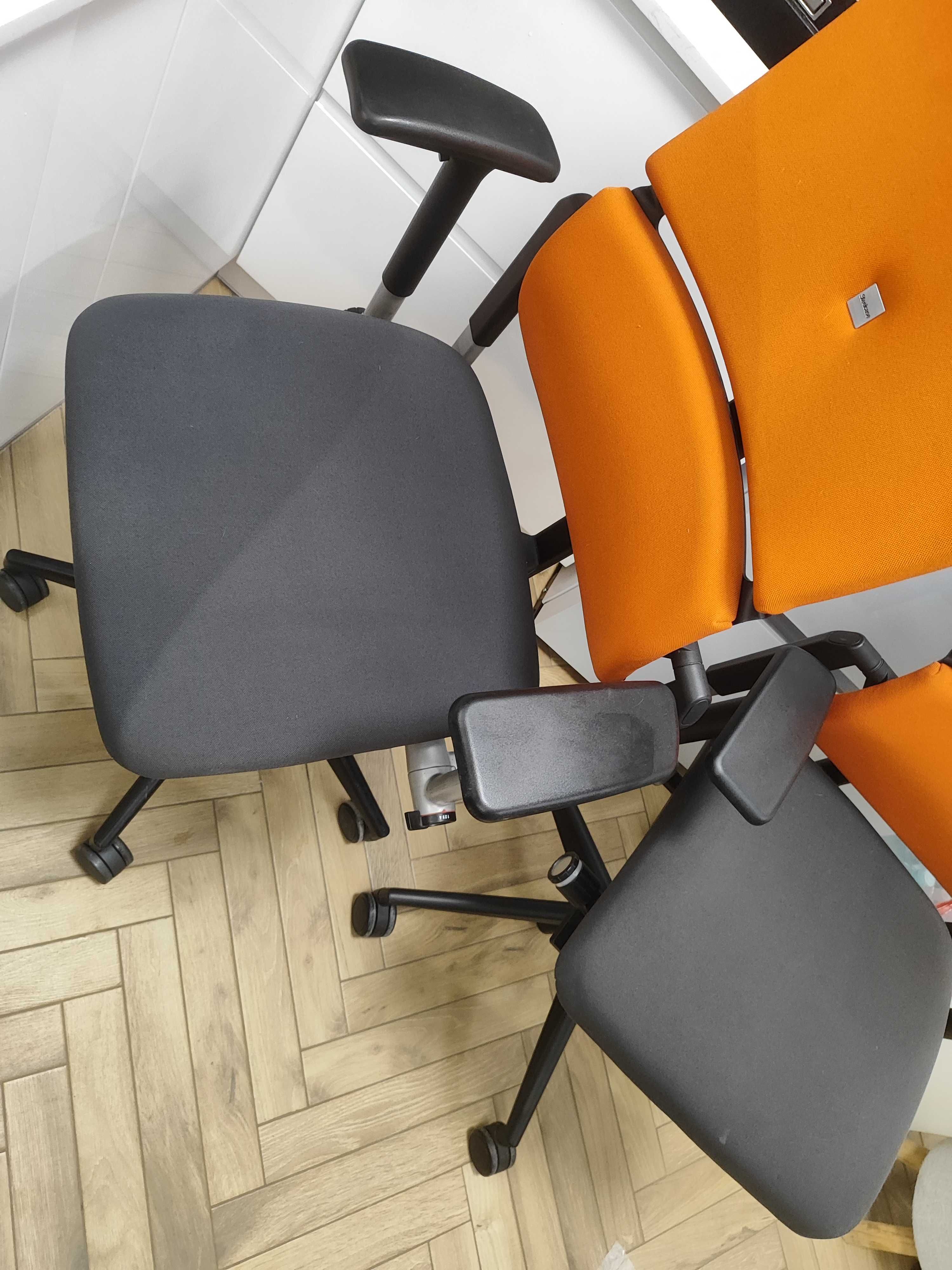 2x Steelcase Please v2 z zagłówkiem
