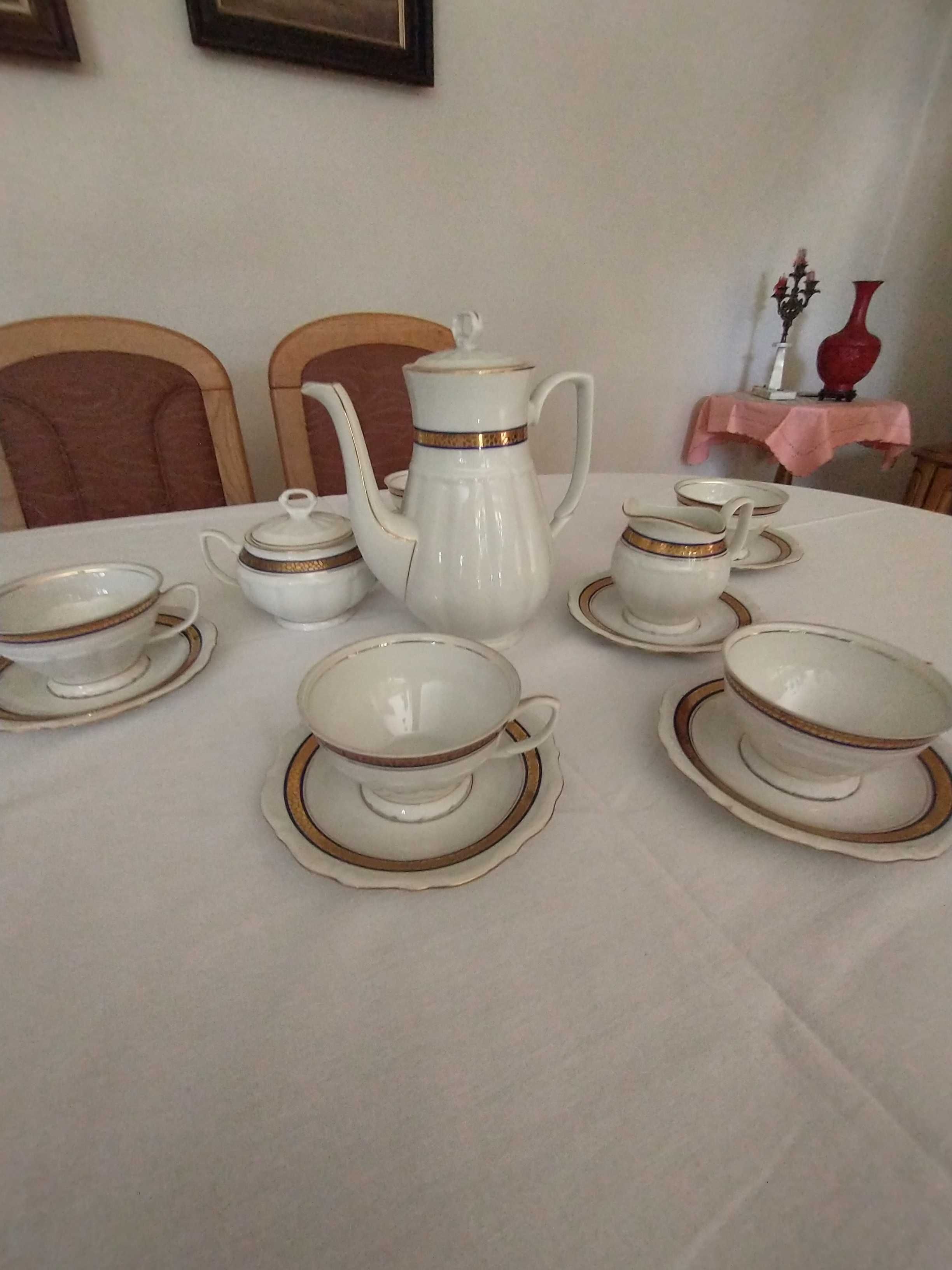 Ponadczasowa i elegancka bogucicka porcelana do kawy