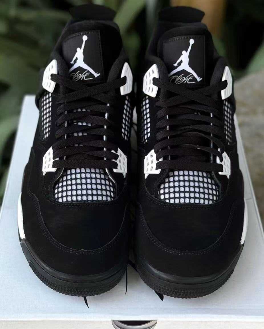 buty Espadryle JordanAirJordan4RetroWhiteThunder Espadryle R. 41