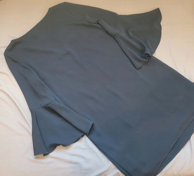 Elegancka granatowa sukienka Berg