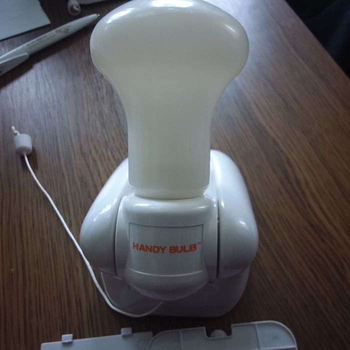 LED лампа переносная.