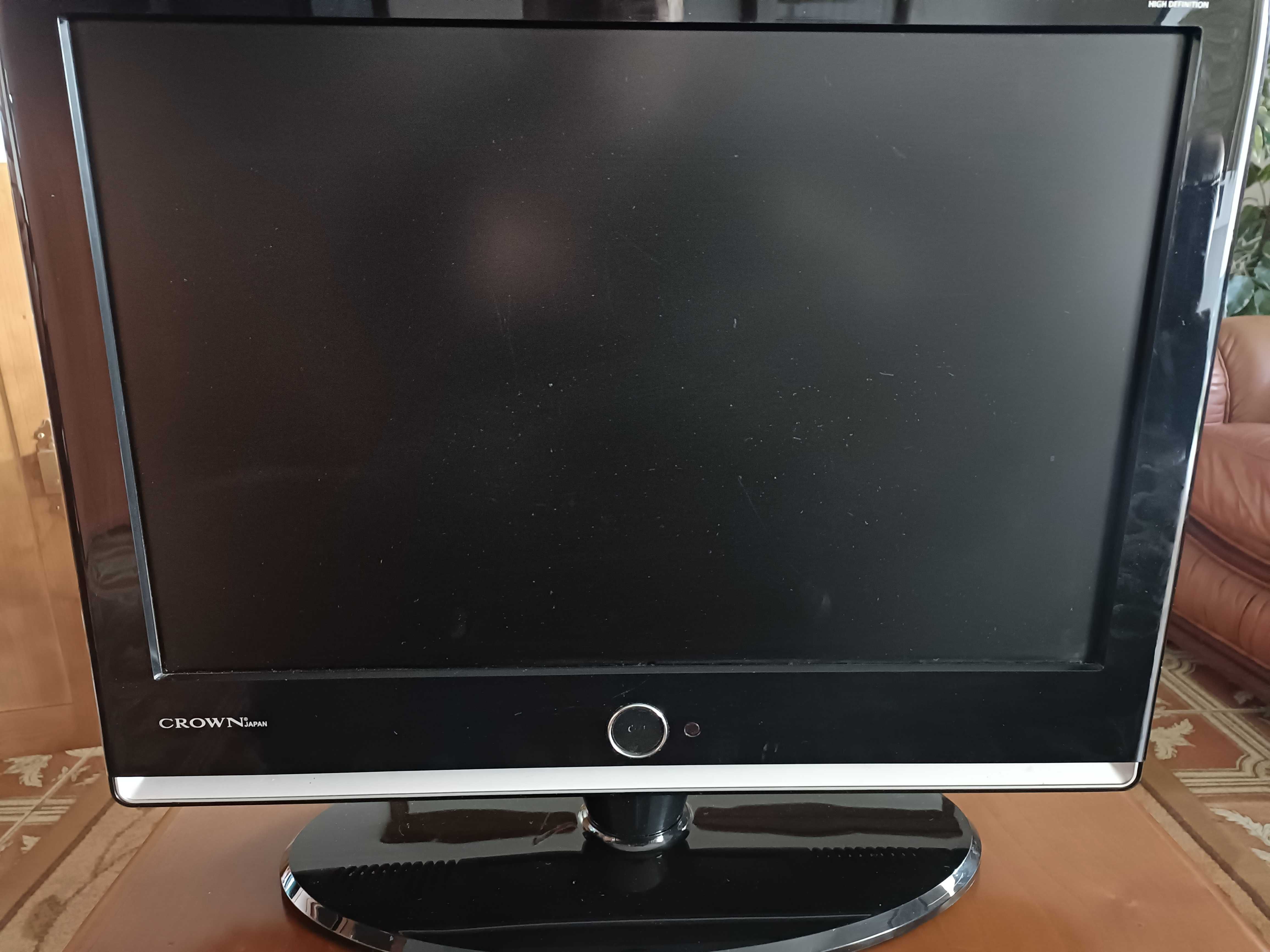 Vendo este Televisor LED TV 31.5" Q.1042 Qilive com uma pequena avaria