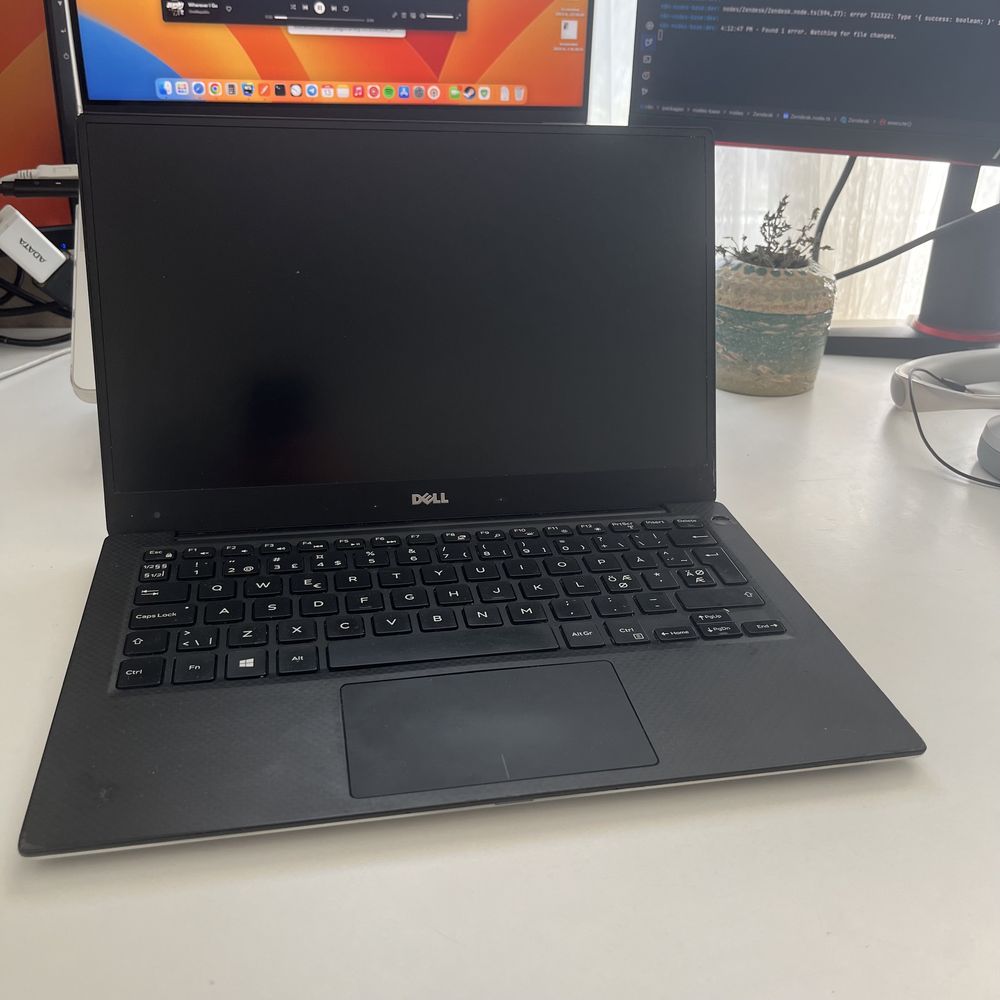 Ноутбук DELL XPS 9343 i7/8gb ульрабук