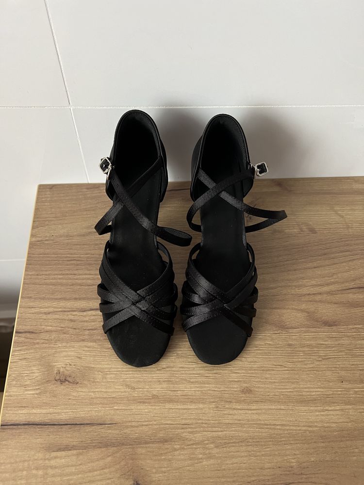 Туфлі для танців, босоніжки, взуття, латина, устілка 22 см
