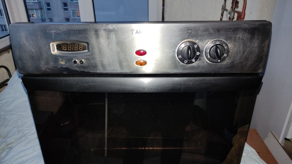 Продам духовку електричну АРДО Італія