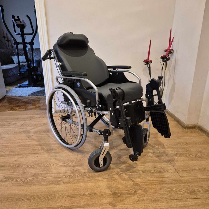 Nowy  profesjonalny wózek inwalidzki Vermeiren V300 30 WD nieużywany