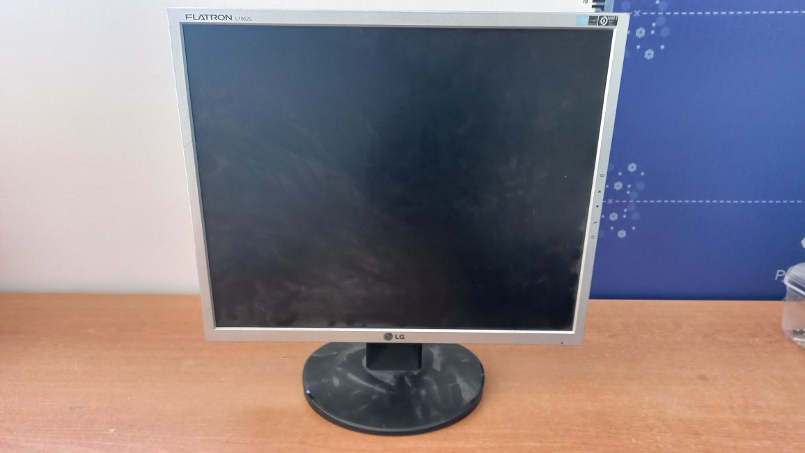 Monitor LG Flatron L1952S