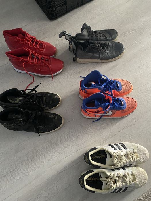 Sapatos e tenis poucas vezes usados
