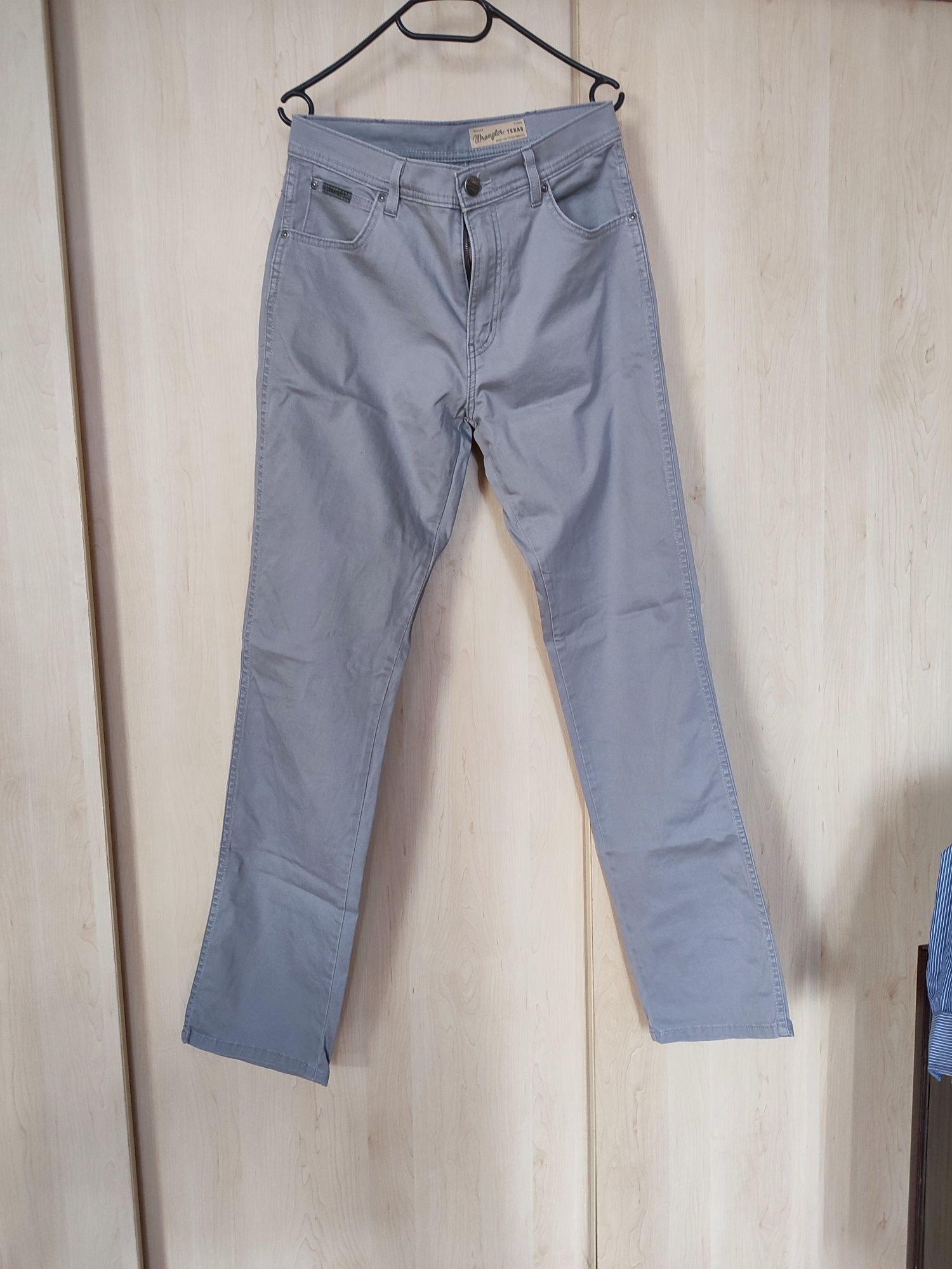 Dżinsy Wrangler 32/34