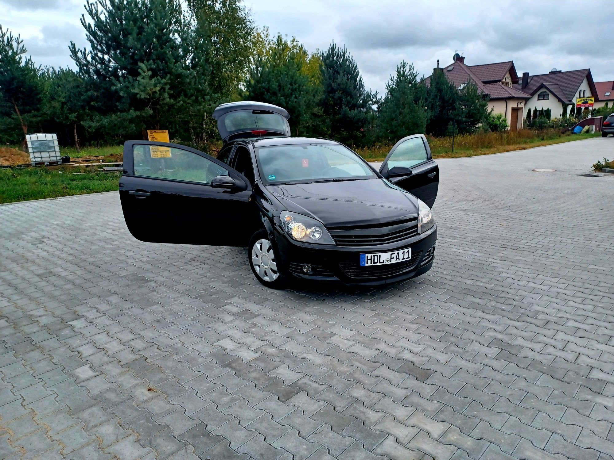 Astra GTC 1.4 Benzyna Bezwypadkowy