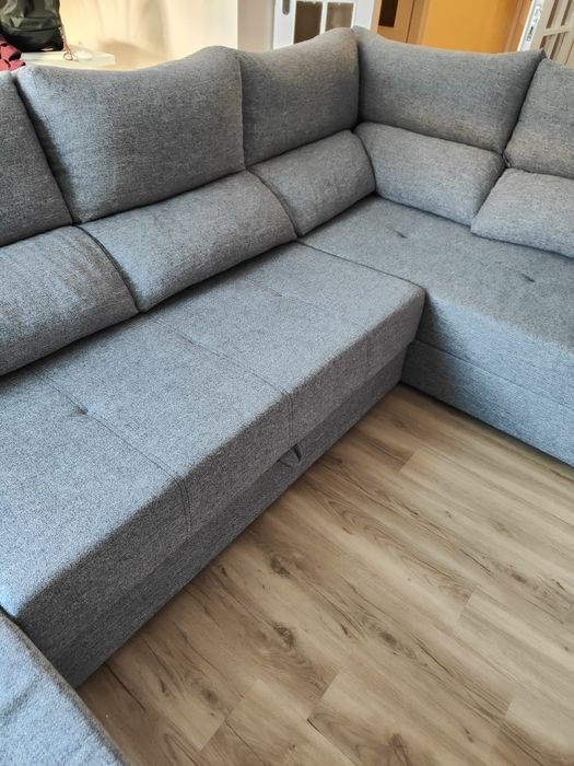 Sofá usado como novo