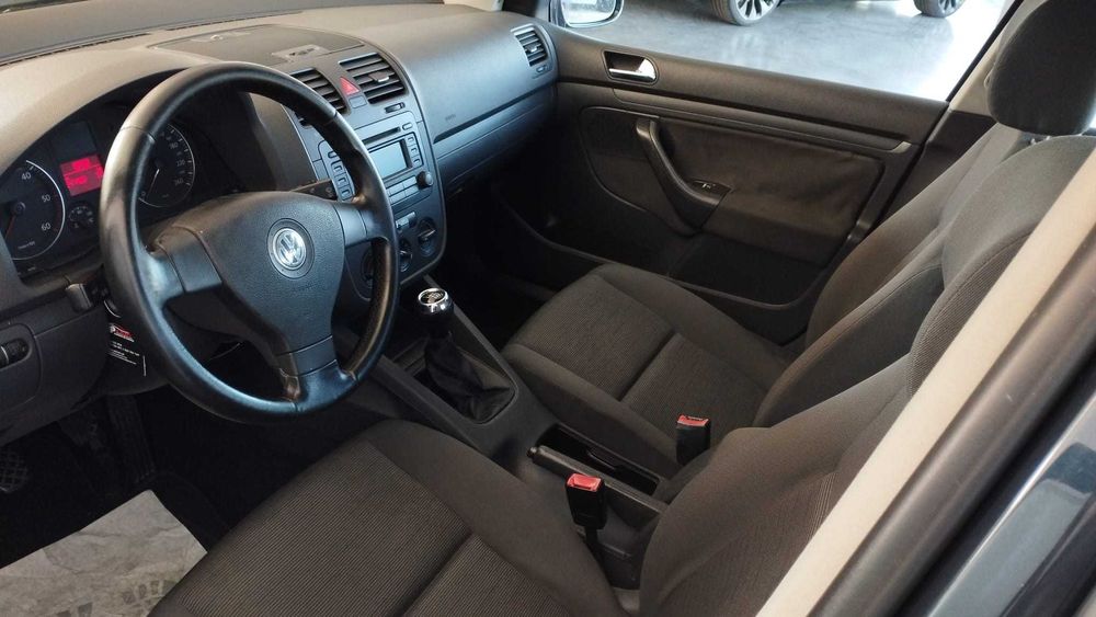 Volkswagen Golf V 1.9 TDI Confortline