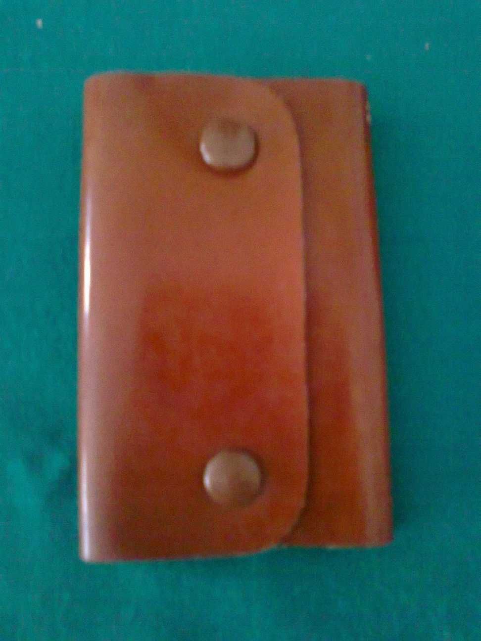 Porta-Chaves artesanais vintage, em couro / cabedal, de qualidade
