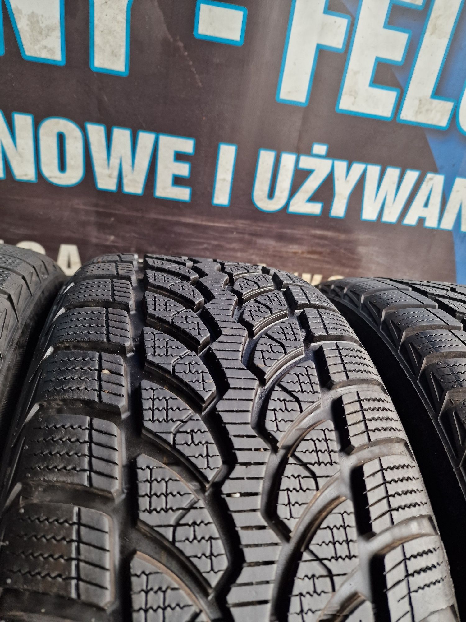 Opony zimowe 225/50/17 Bridgestone Komplet 8.3mm 2021rok jak Nowe