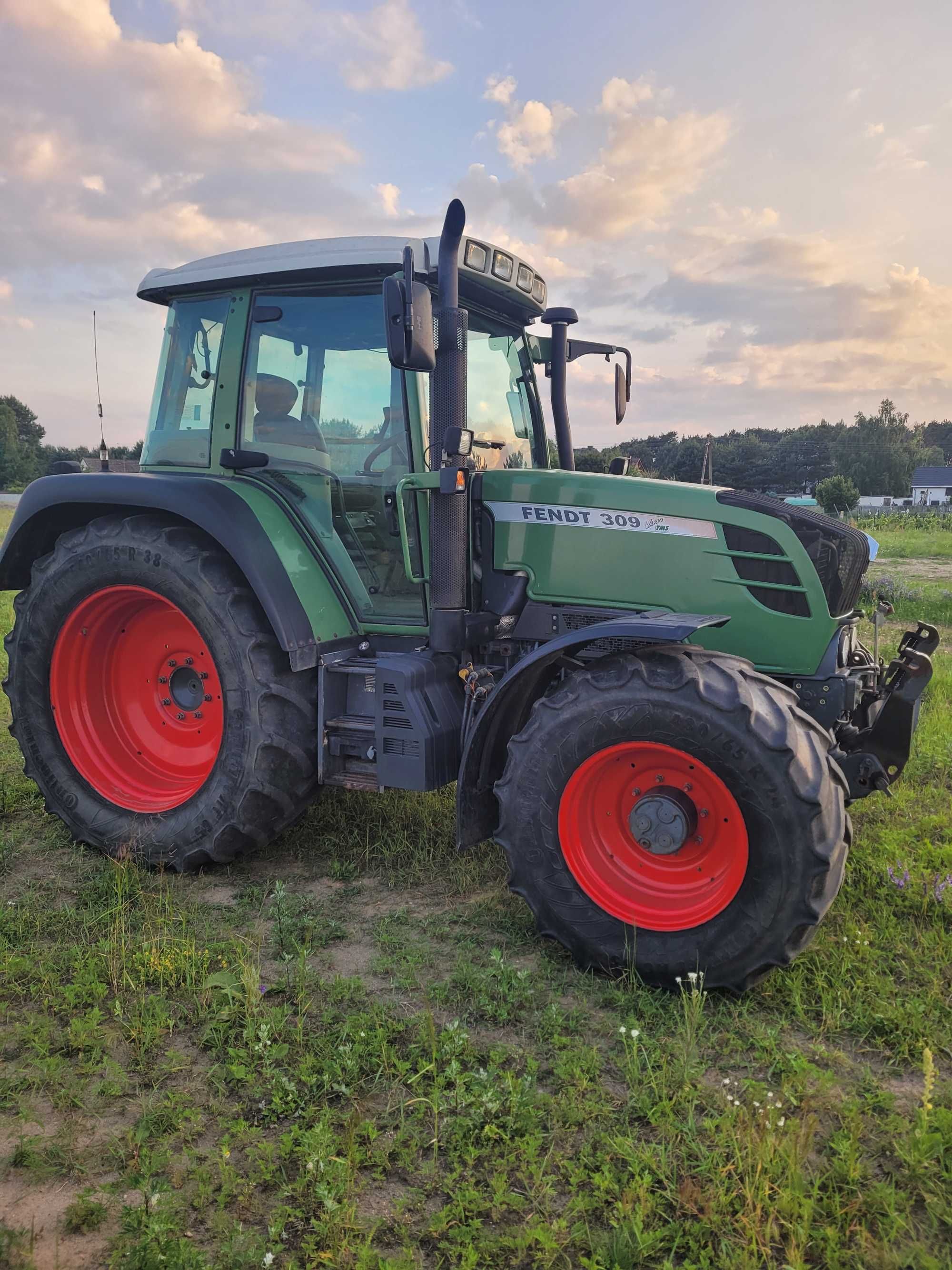 Fendt 309 vario tms  IDEALNY.