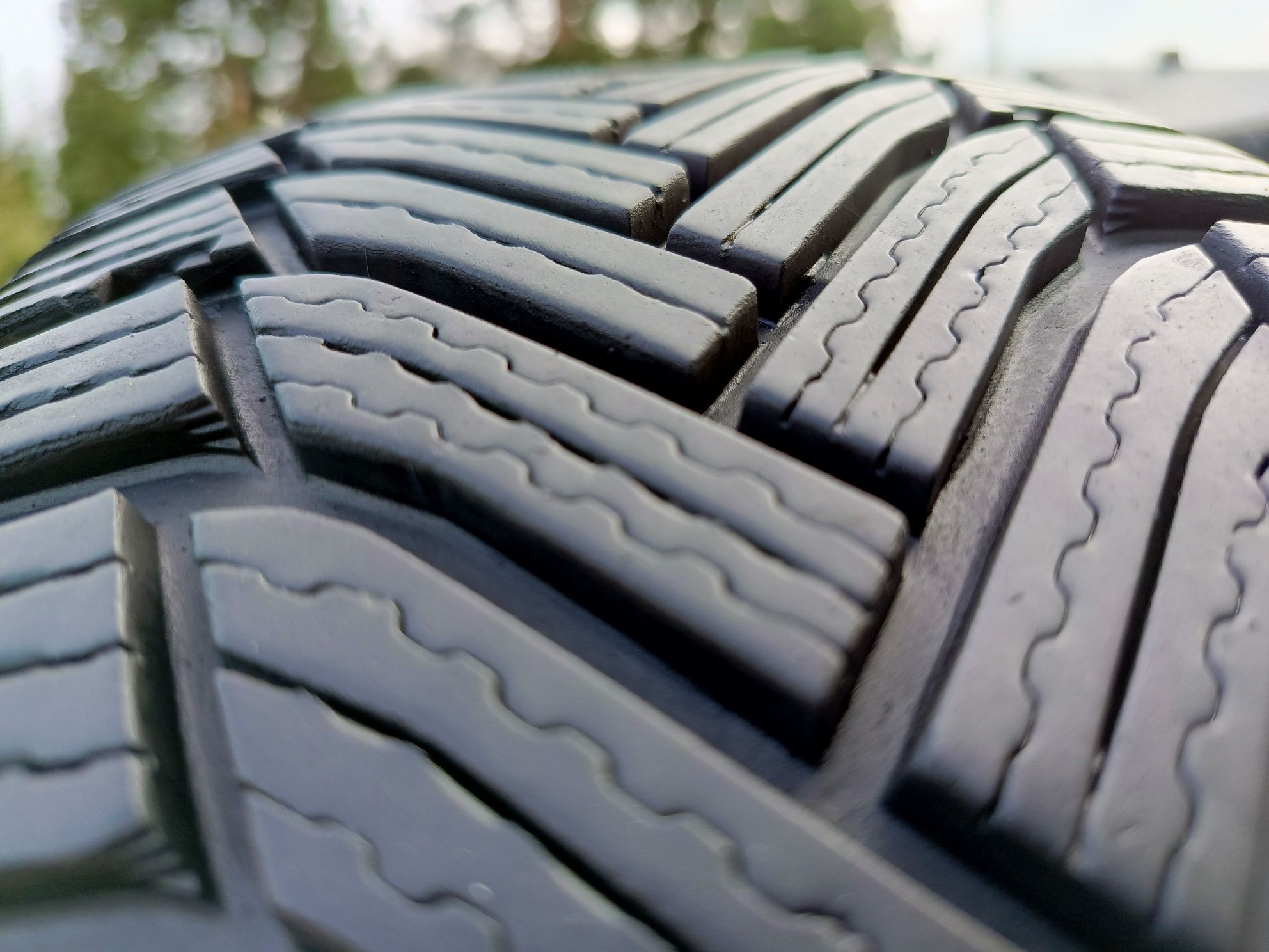 Sprzedam oponę pojedynczą 195/55 r16 Michelin
