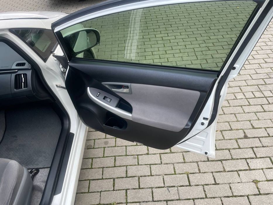 Sprzedam Toyota Prius 30