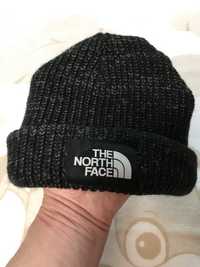 Шапка The North Face.