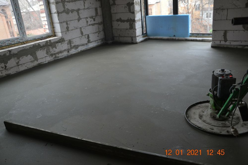 Полусухая механизированная стяжка пола