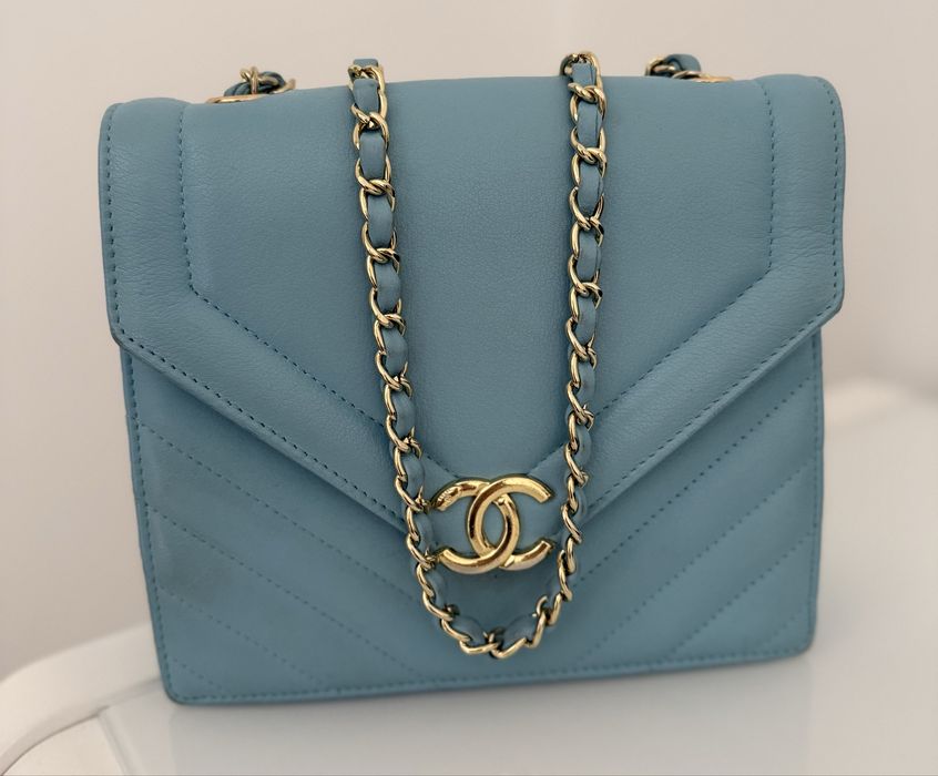 Голубая сумка chanel брендовая оригинал